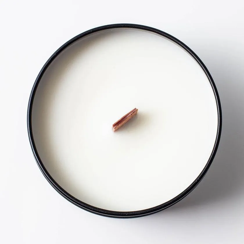Anne Marie Chagnon Coco Candle- Blanc Boreal